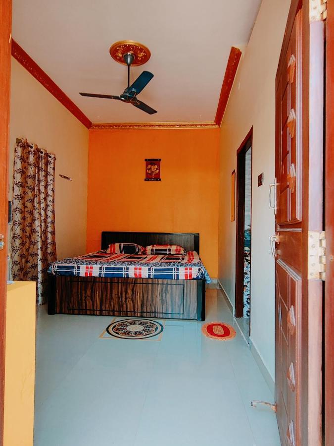 Balaji Homestay Hampi Bagian luar foto